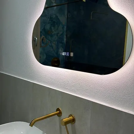 Attinie Apartment *