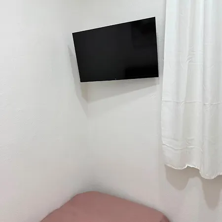 Attinie Apartment *